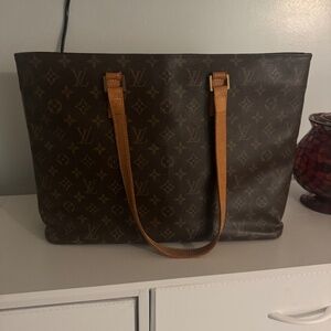 Louis Vuitton Luco Tote